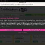 Pinadeluxe With Zombaio