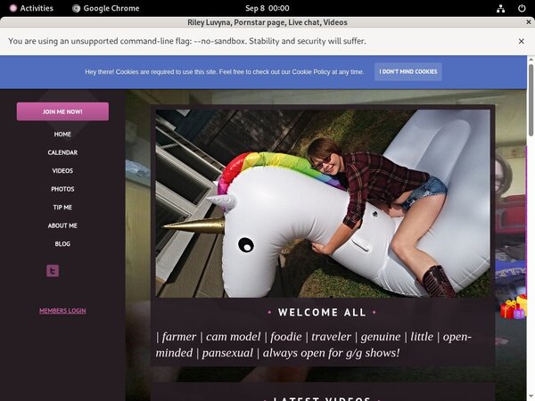 [Image: Twitter-Riley-Luvyna.jpg]